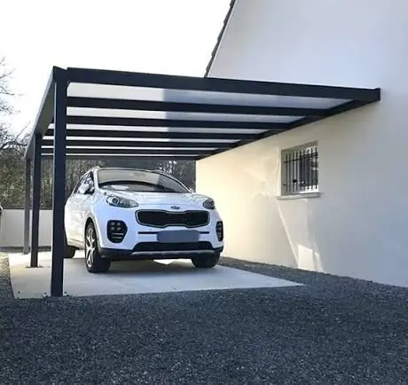 Cobertura de garagem moderna com estrutura metálica